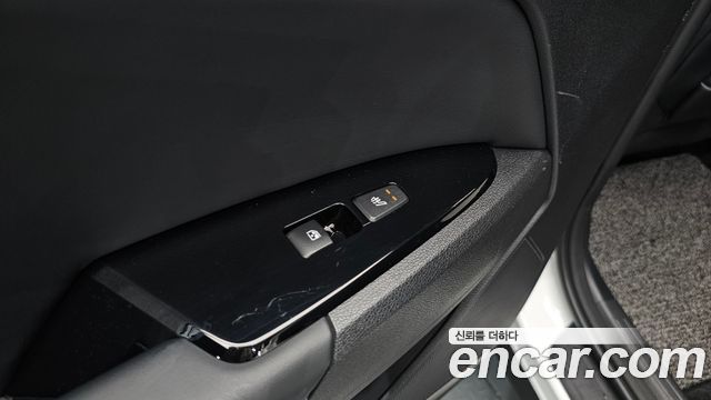 Kia Sportage Hybrid (V) Signature 2WD 2022 — фото 39