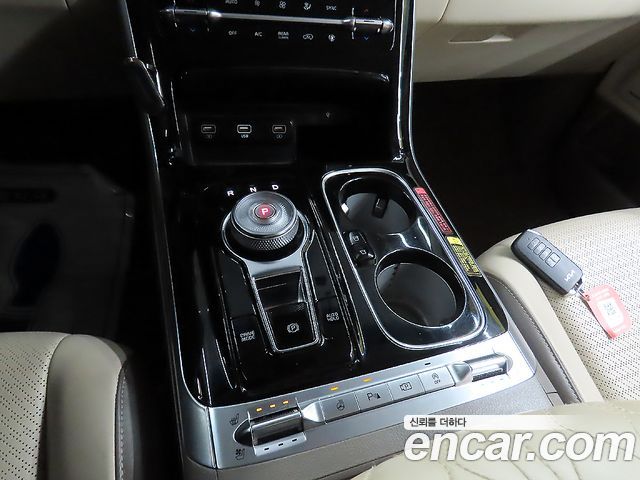 Kia Carnival (IV) Diesel 7-Seater Hi-Limousine Signature 2023 — фото 15