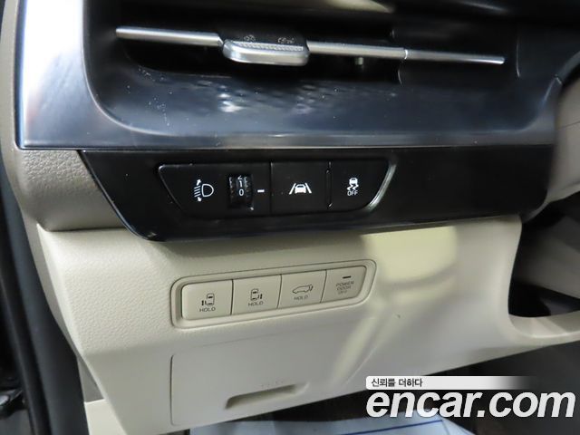 Kia Carnival (IV) Diesel 7-Seater Hi-Limousine Signature 2023 — фото 17