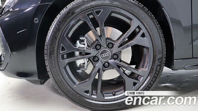 Audi A3 (8Y) 40 TFSI Quattro Premium 2025 — фото 5