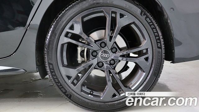 Audi A3 (8Y) 40 TFSI Quattro Premium 2025 — фото 6
