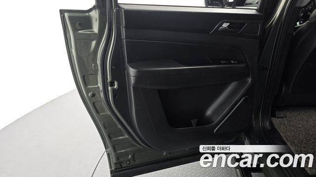 KG Mobility (SsangYong) Rexton Sports Khan Diesel 2.2 4WD Prestige 2022 — фото 25