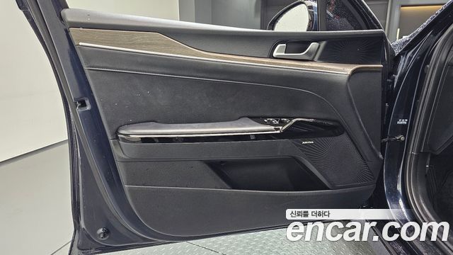 Kia K5 Hybrid (III) Noblesse 2020 — фото 24