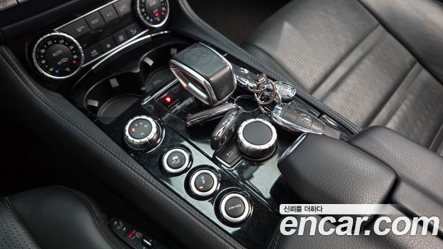 Mercedes-Benz CLS-Class (W218) CLS63 AMG 4MATIC 2015 — фото 9