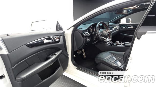 Mercedes-Benz CLS-Class (W218) CLS63 AMG 4MATIC 2015 — фото 10