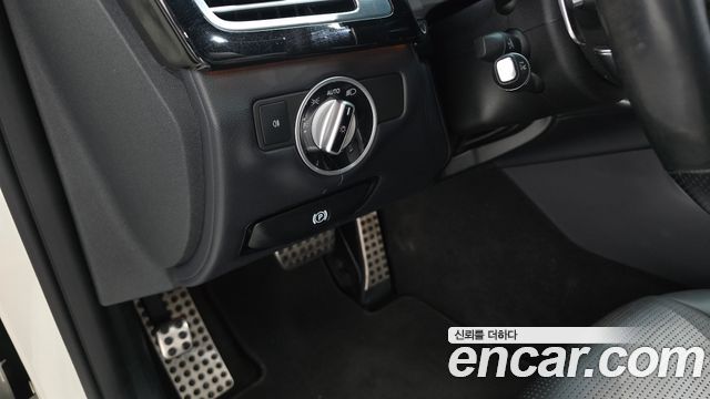 Mercedes-Benz CLS-Class (W218) CLS63 AMG 4MATIC 2015 — фото 24