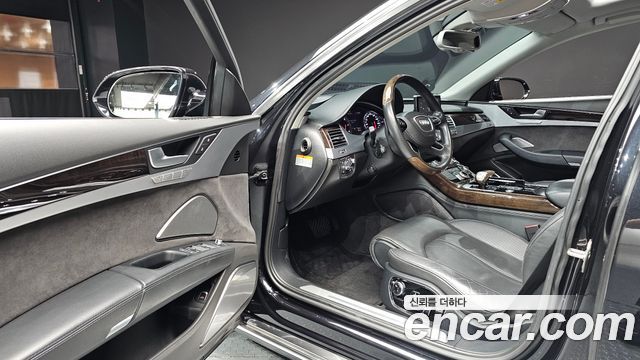 Audi A8 60 TFSI Quattro LWB D4 2015 — фото 10