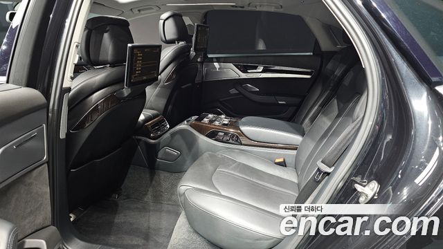 Audi A8 60 TFSI Quattro LWB D4 2015 — фото 11