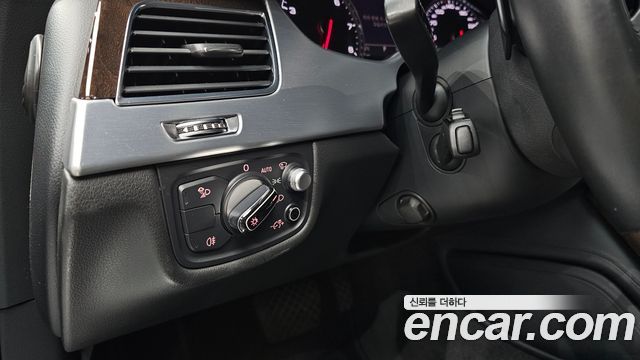 Audi A8 60 TFSI Quattro LWB D4 2015 — фото 15