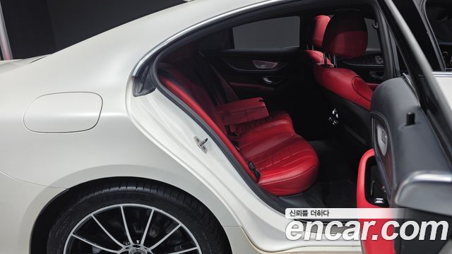 Mercedes-Benz CLS-Class (C257) CLS450 4MATIC AMG Line 2021 — фото 11