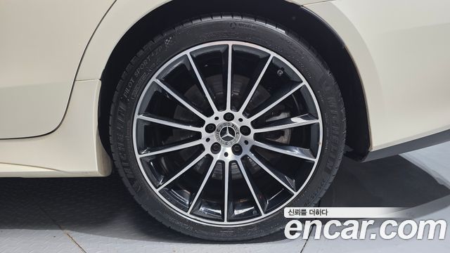 Mercedes-Benz CLS-Class (C257) CLS450 4MATIC AMG Line 2021 — фото 21