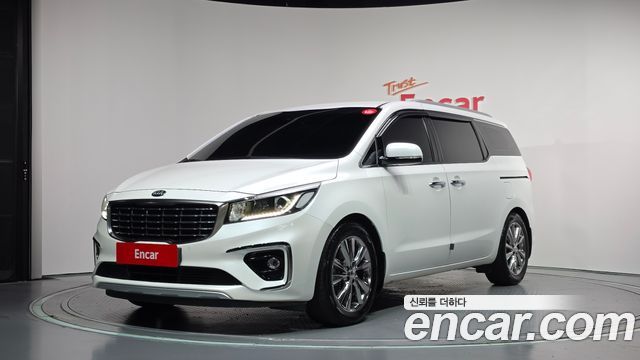 Kia Carnival 9-Seater Prstige