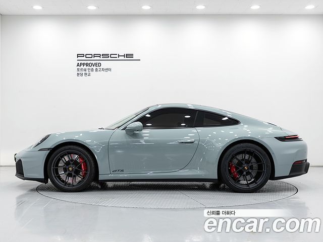 Porsche 911 (992) Carrera 4 GTS 2025 — фото 6