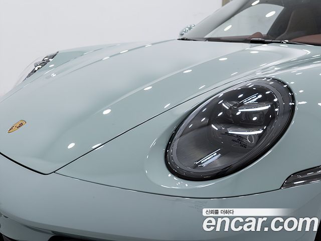 Porsche 911 (992) Carrera 4 GTS 2025 — фото 15