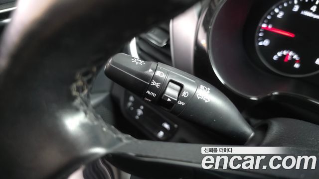 Kia Seltos Gasoline 1.6 Turbo 2WD Signature 2022 — фото 35