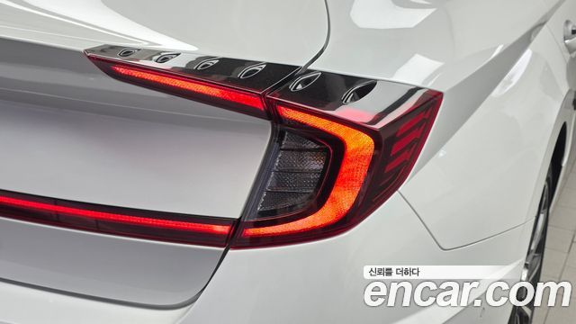 Hyundai Sonata (DN8) 2.0 Inspiration 2023 — фото 23