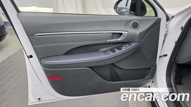 Hyundai Sonata (DN8) 2.0 Inspiration 2023 — фото 24