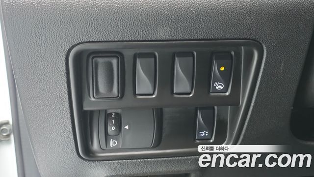 Renault Korea QM6 2.0 LPe LE 2WD 2023 — фото 14