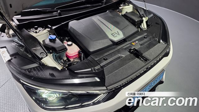 Kia EV6 GT 4WD 2023 — фото 6