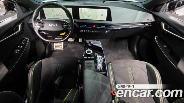 Kia EV6 GT 4WD 2023 — фото 7