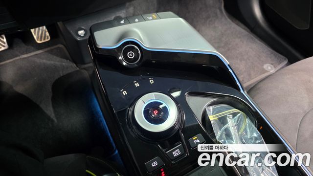 Kia EV6 GT 4WD 2023 — фото 9