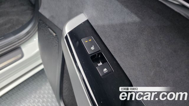 Kia EV6 GT 4WD 2023 — фото 19