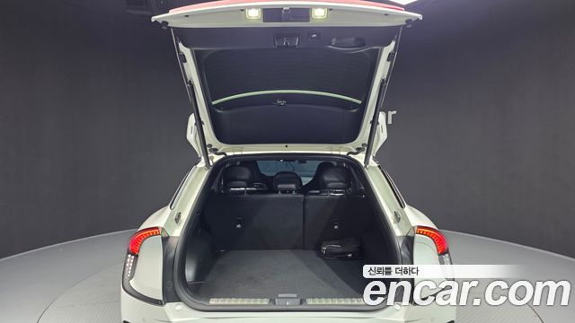 Kia EV6 GT 4WD 2023 — фото 20