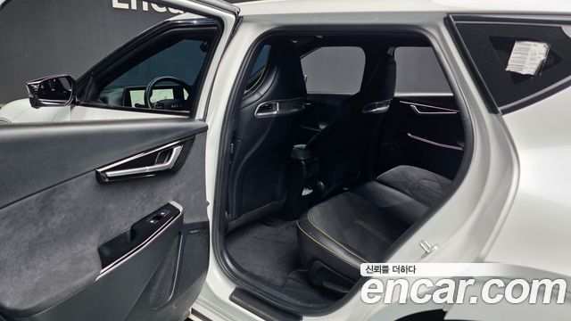 Kia EV6 GT 4WD 2023 — фото 26