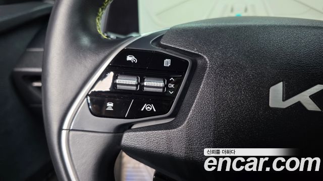 Kia EV6 GT 4WD 2023 — фото 32