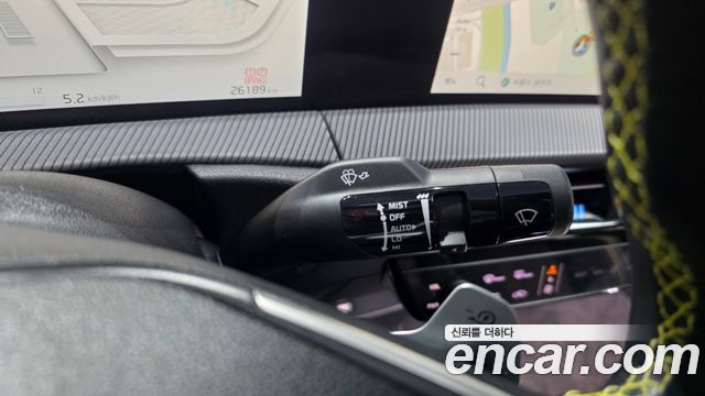 Kia EV6 GT 4WD 2023 — фото 39