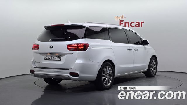 Kia Carnival Gasoline 9-Seater Prestige 2020 — фото 2