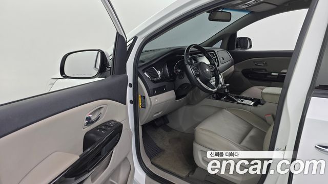 Kia Carnival Gasoline 9-Seater Prestige 2020 — фото 10