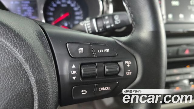Kia Carnival Gasoline 9-Seater Prestige 2020 — фото 17