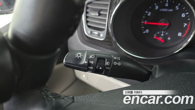 Kia Carnival Gasoline 9-Seater Prestige 2020 — фото 30