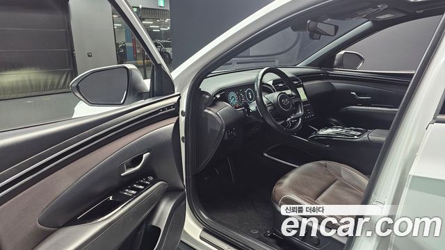 Hyundai Tucson Hybrid (NX4) Inspiration 2WD 2023 — фото 10