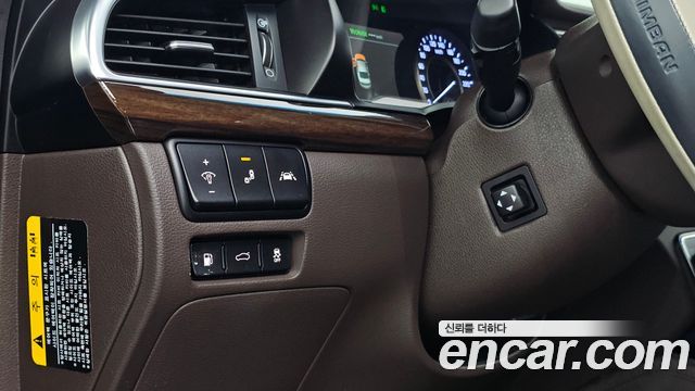 Kia K7 Hybrid Noblesse Special 2019 — фото 18