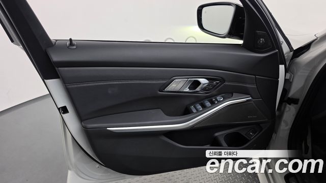 BMW 3 Series (G20) M340i Pro 2025 — фото 24