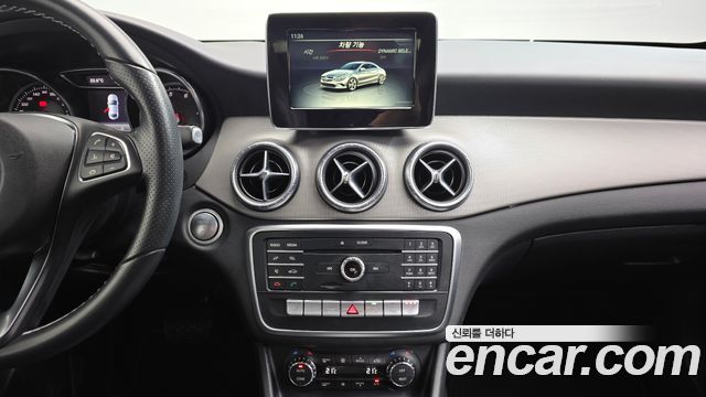 Mercedes-Benz CLA-Class (C117) CLA250 4MATIC 2018 — фото 12
