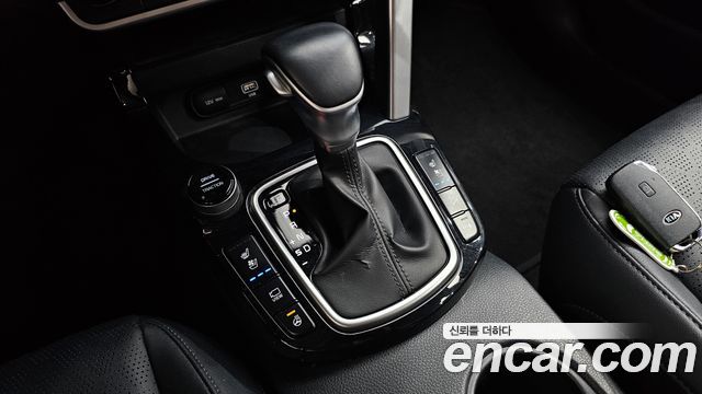 Kia Seltos Diesel 1.6 2WD Noblesse 2020 — фото 9