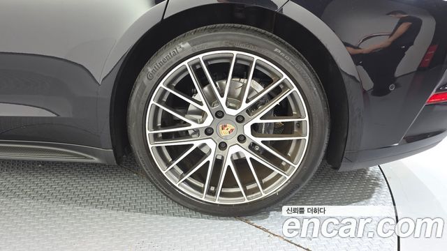 Porsche Panamera (976) 2.9 AWD 2024 — фото 27