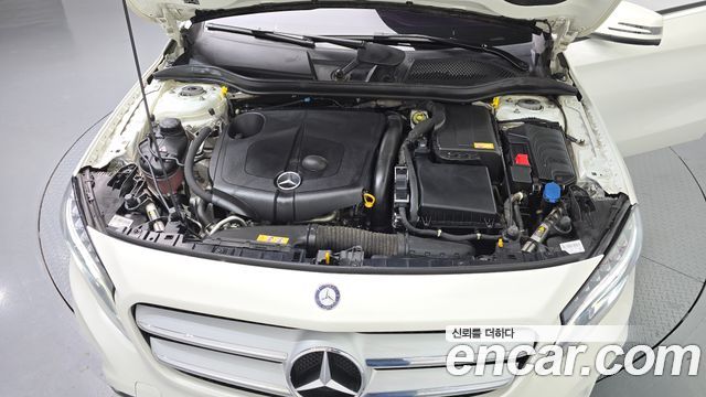 Mercedes-Benz GLA-Class (X156) GLA200 CDI 2015 — фото 6