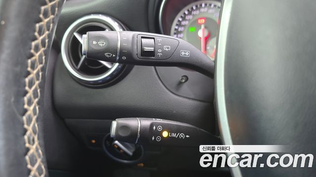 Mercedes-Benz GLA-Class (X156) GLA200 CDI 2015 — фото 19
