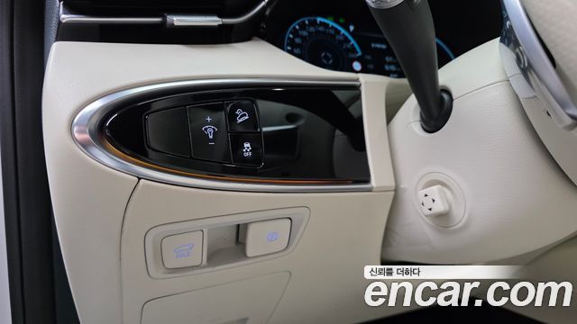 Genesis Electrified (GV70) e-AWD 2022 — фото 20