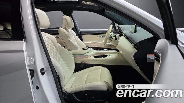 Genesis Electrified (GV70) e-AWD 2022 — фото 26