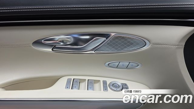 Genesis Electrified (GV70) e-AWD 2022 — фото 27