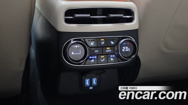 Genesis Electrified (GV70) e-AWD 2022 — фото 29