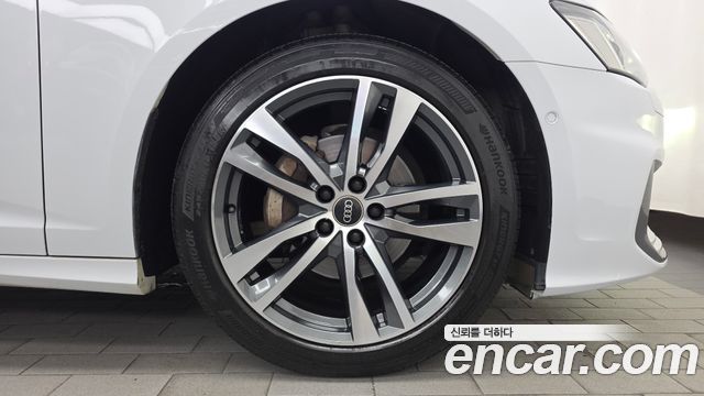 Audi A6 (C8) 40 TDI Premium 2022 — фото 21
