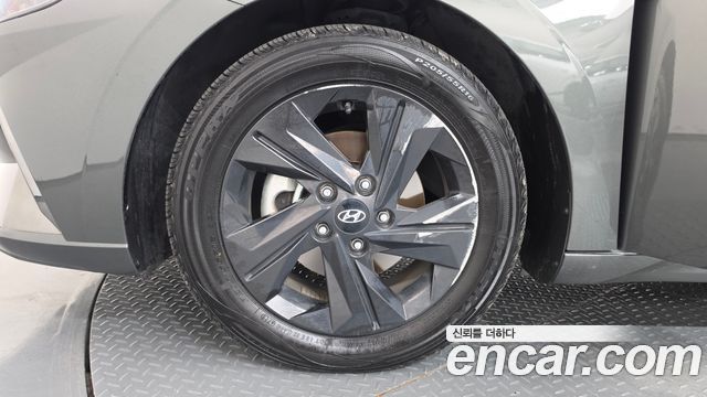 Hyundai Avante Hybrid (CN7) Inspiration 2023 — фото 5