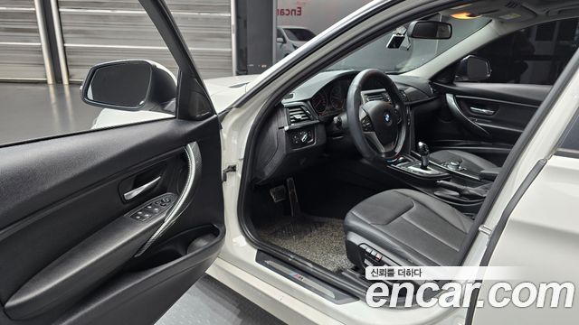 BMW 3 Series (F30) 320d 2012 — фото 10