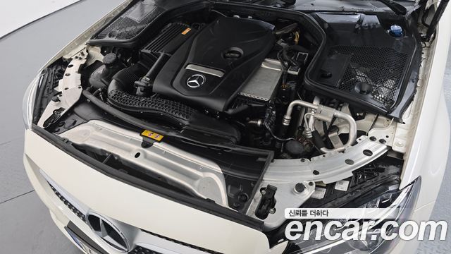 Mercedes-Benz C-Class (W205) C200 Coupe 2017 — фото 6